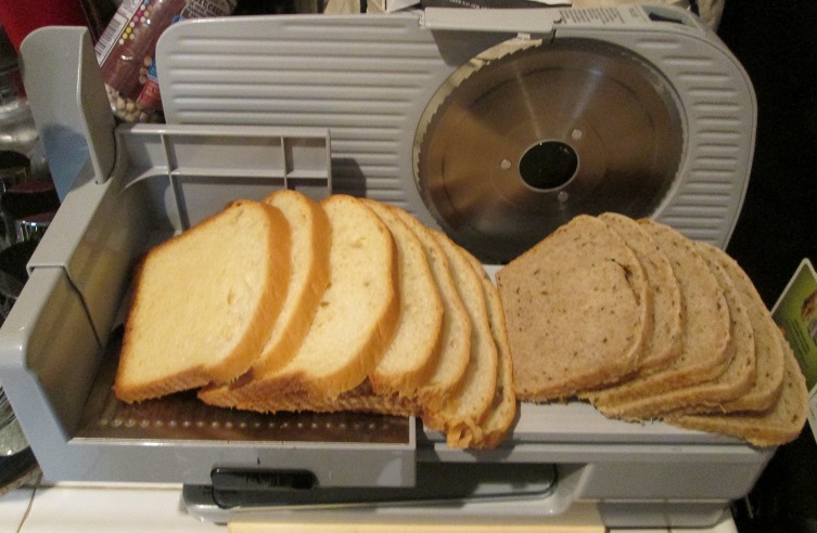 America's Bread Slicer - Perfect For Homemade Bread Or Unsliced Store Bread.