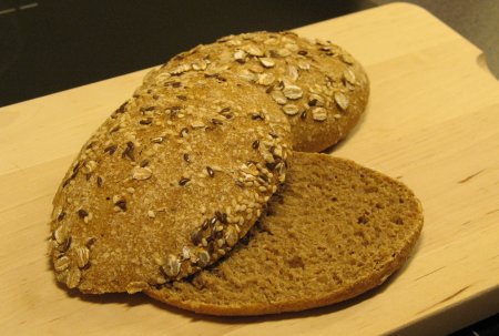 Spelt and rye sourdough small breads