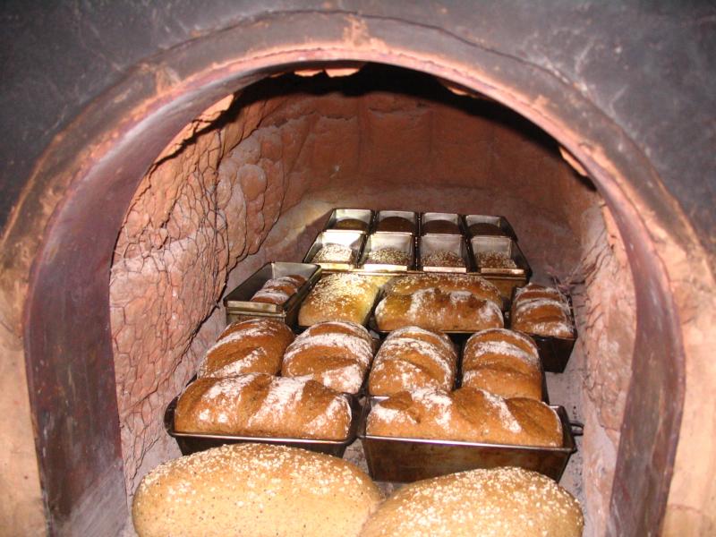 Bread in a clay baker - The Wayward Oven