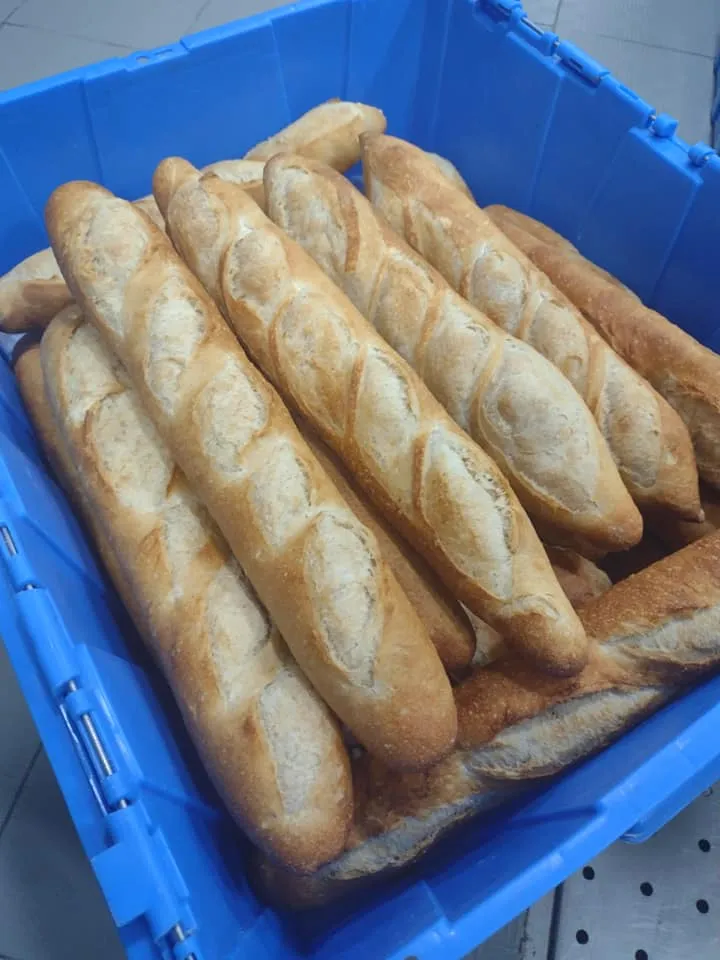 Baguette box.jpg