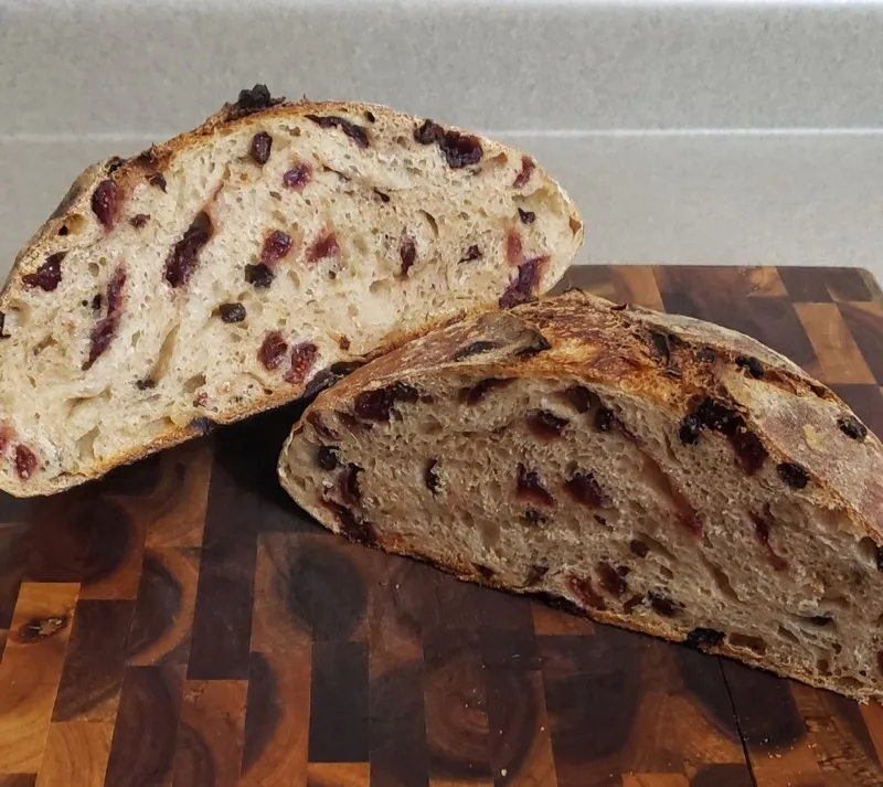 Cranberry Spelt Halved 2019:4:23.jpg