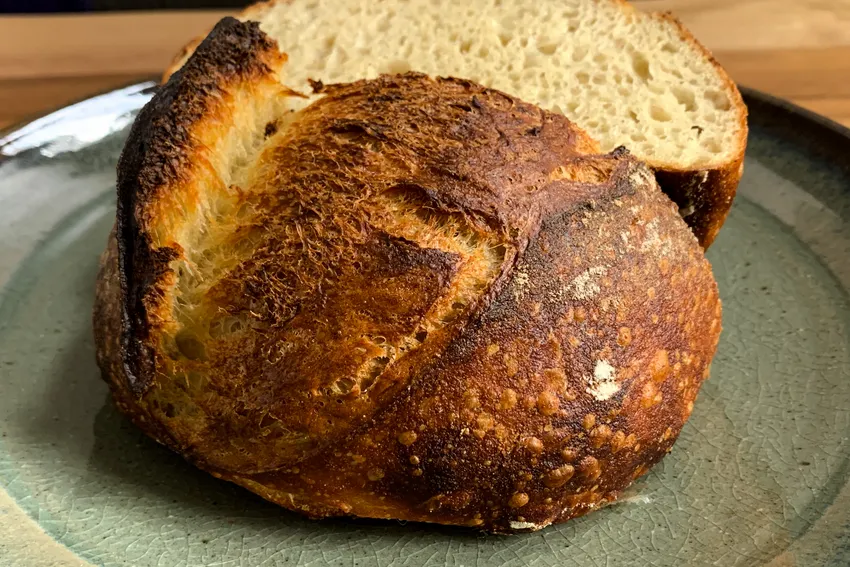 photo of the exterior crust of the loaf